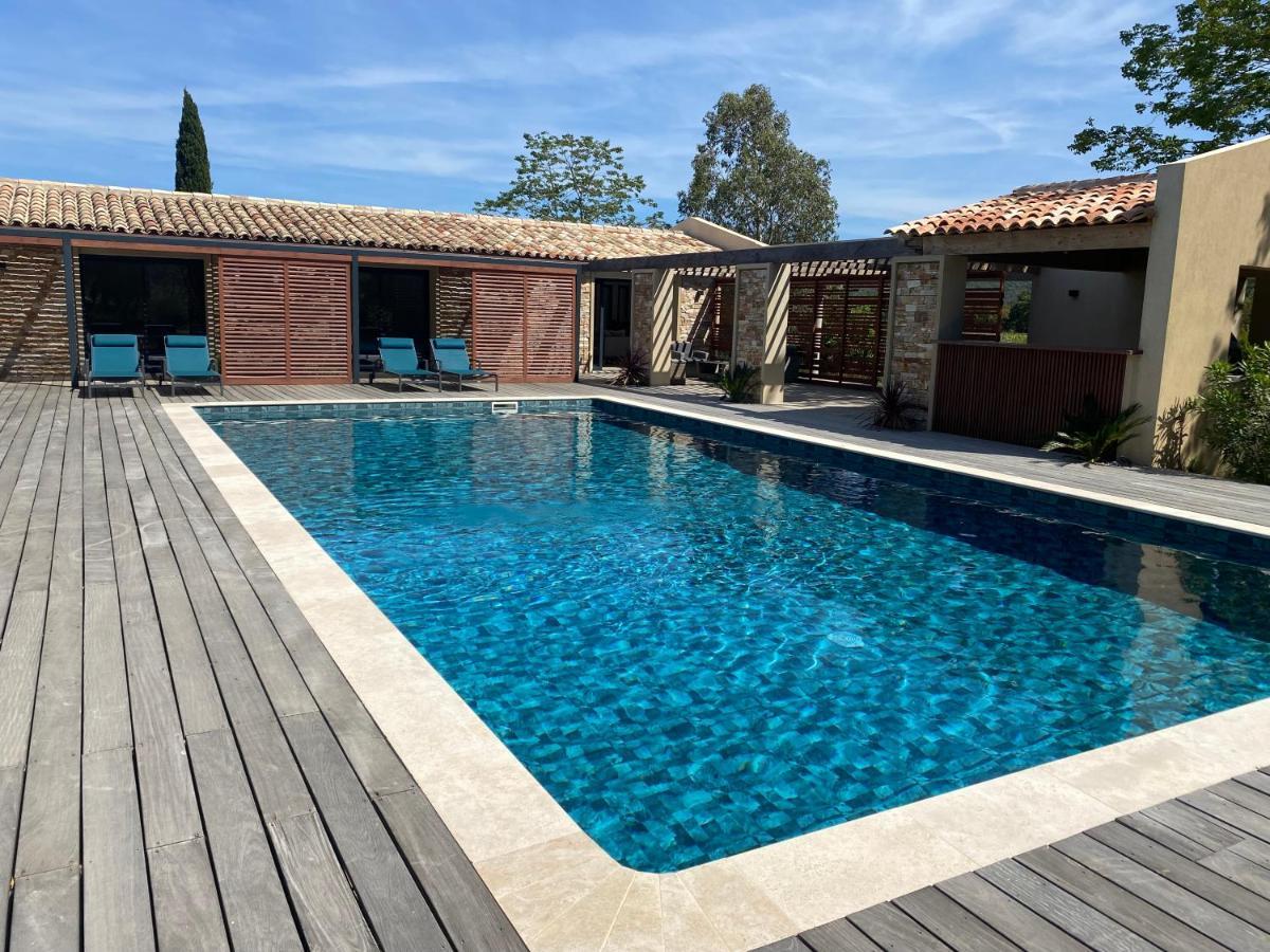 Magnifique Villa Avec Piscine Au Coeur Des Vignes Cogolin Kültér fotó