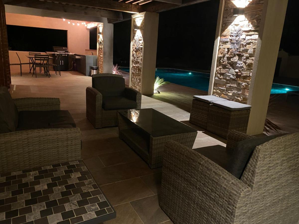 Magnifique Villa Avec Piscine Au Coeur Des Vignes Cogolin Kültér fotó