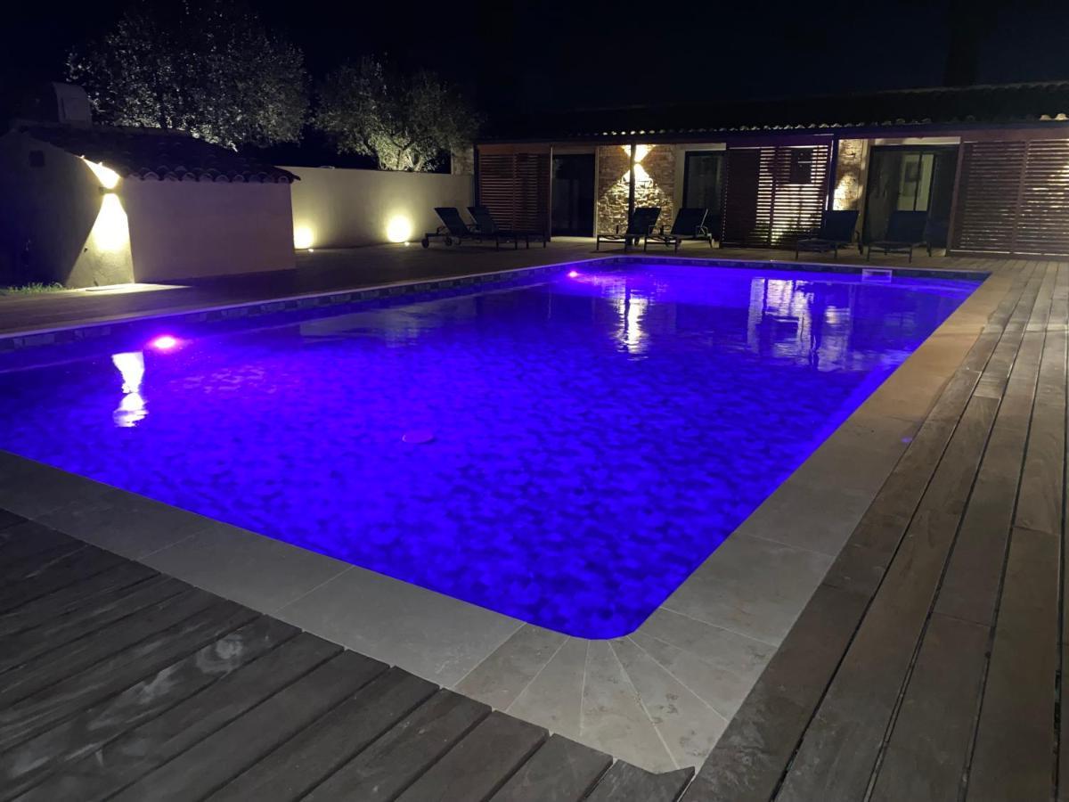 Magnifique Villa Avec Piscine Au Coeur Des Vignes Cogolin Kültér fotó